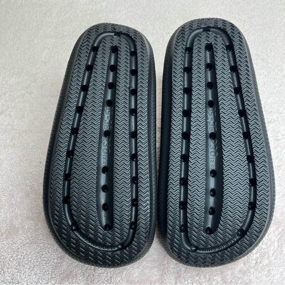 Puffy Comfort Cloud Pool Slides Sandals-Black-Womens 5.5-Casual-Beach-Lounge-NEW - Picture 9 of 10